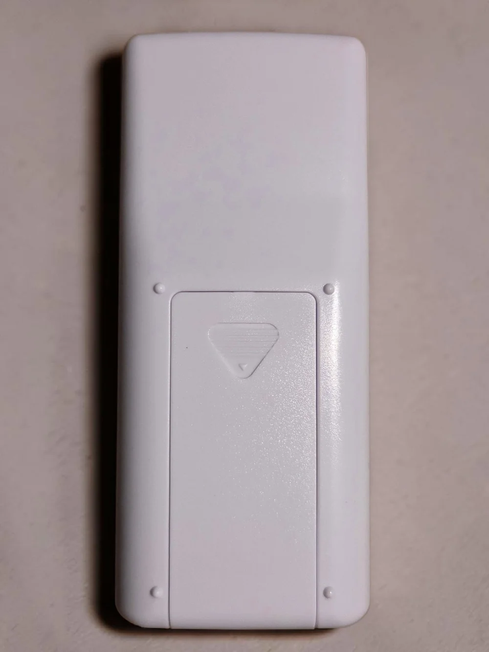 Shinco White Air Conditioner Remote - Picture 2 of 2